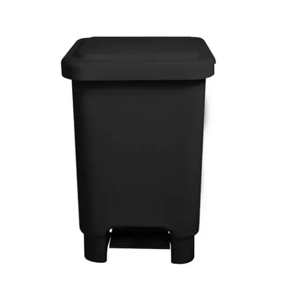 Lixeira de Plástico com Pedal 100 Litros - PRETA