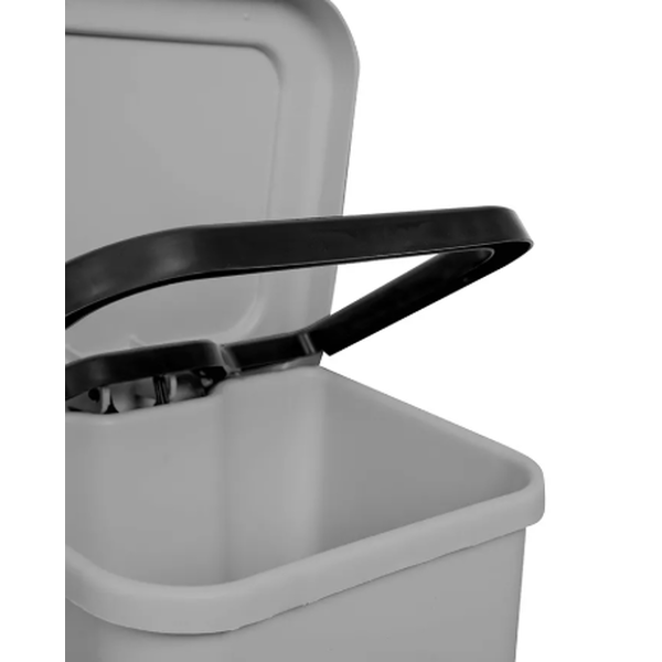 Lixeira de Plástico com Pedal 100 Litros - BRANCA